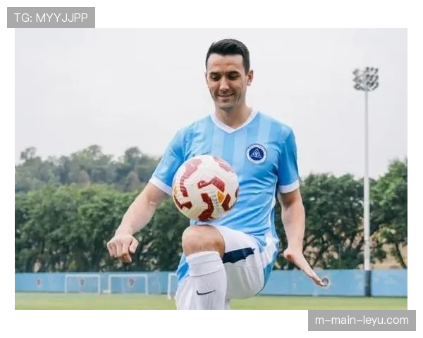 新鹏城戴伟浚周定洋回归 中场组织轮换面临新选择 新鹏城戴伟浚周定洋回归 中场组织轮换面临新选择